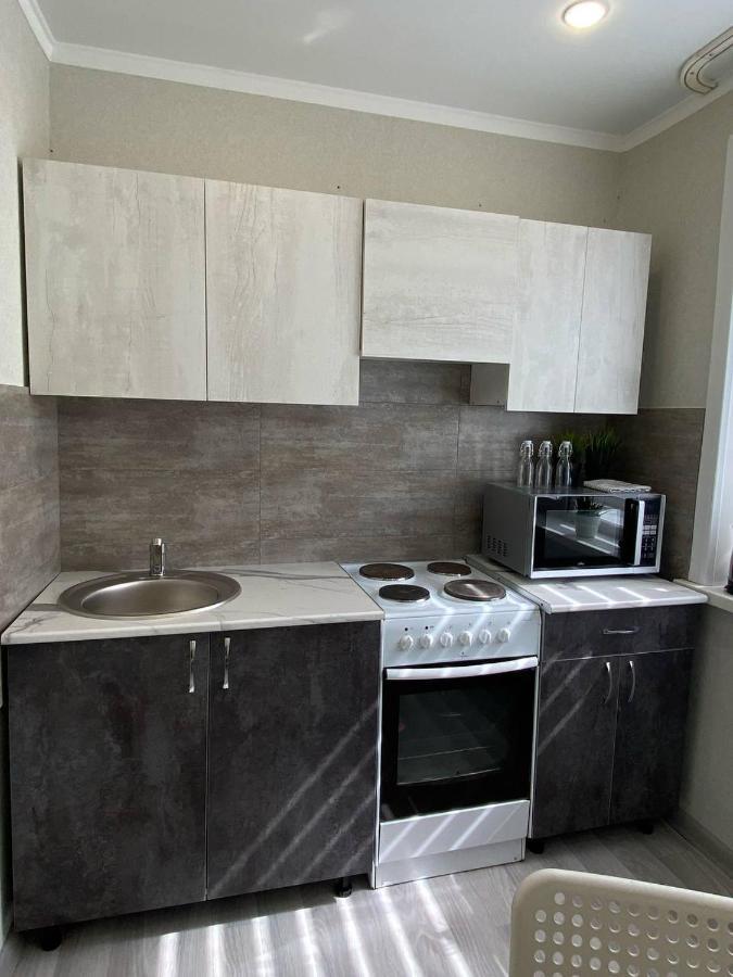 Seafront apartment Pavlodar Buitenkant foto